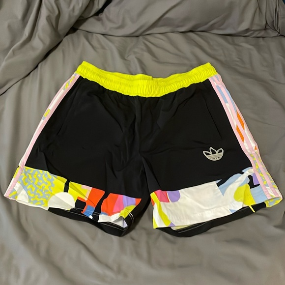 Adidas Originals Swimtrunks 5in inseam - Picture 1 of 3